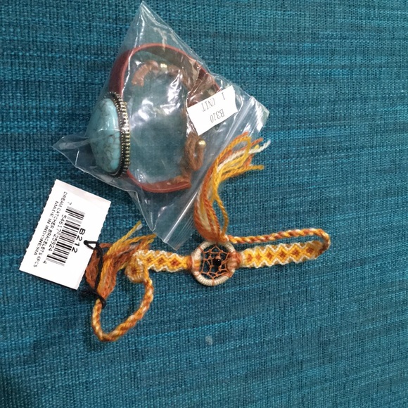 Bracelets - Picture 5 of 5